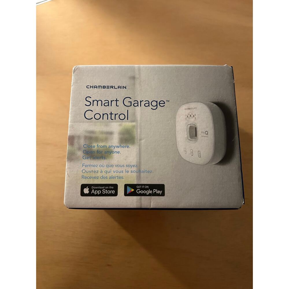 Open Box Chamberlain Smart Garage Control Open Close from Anywhere Get Alerts